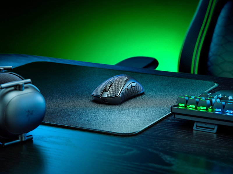 Razer miška gaming DeathAdder V3 Pro RZ01-04630100-R3G1